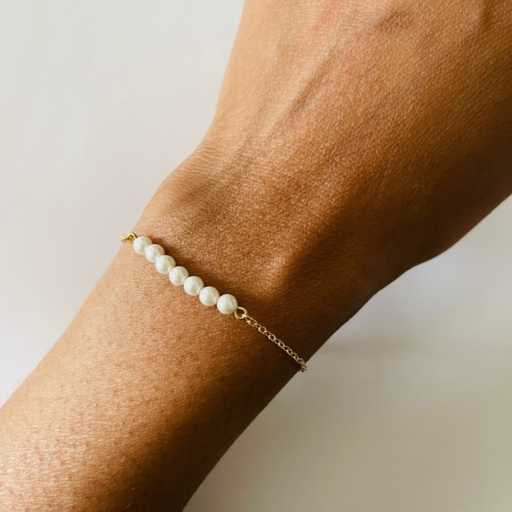 Sterling Forever Dainty Pearl Bracelet - Picture 5 of 9